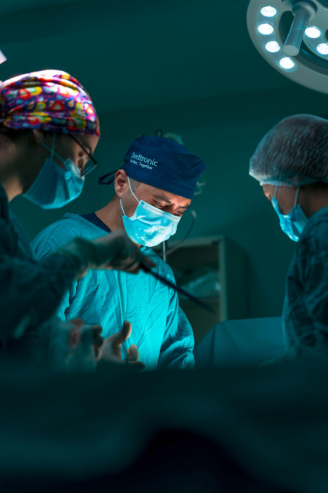 Doktoren bei der Operation